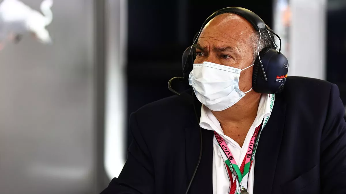 Sergio Perez’s dad ‘found unconscious’ and rushed to hospital after Azerbaijan Grand Prix