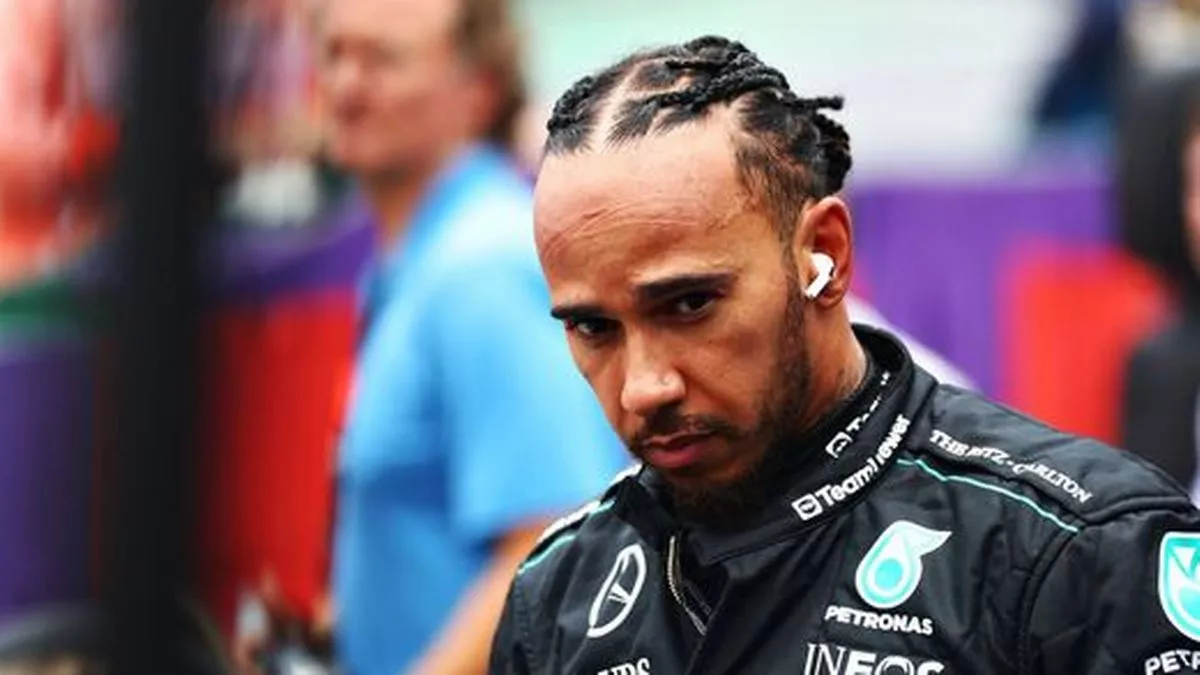 Lewis Hamilton makes ‘unacceptable comment’ as Mercedes react to ‘quit threat’