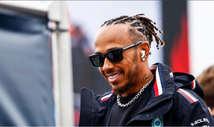 Hamilton DELIGHTED with Mercedes strategy change, claims F1 pundit